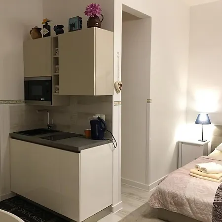 Prague Moon Hotel & Hostel Hostel *